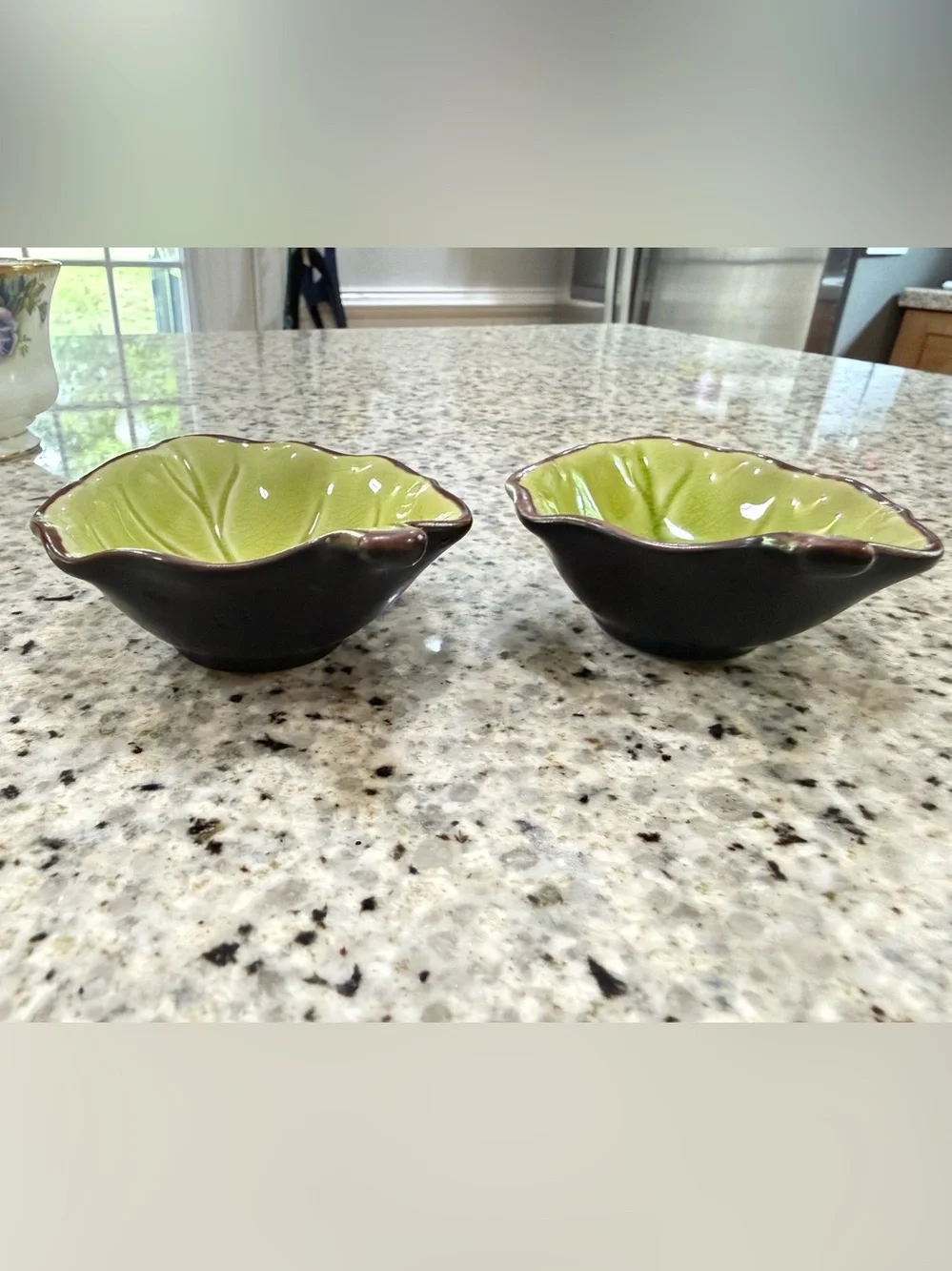 Pier 1 Imports little plate/bowls